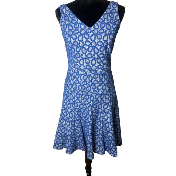 Nine West Dresses & Skirts - Nine West Women's Size 4 Blue White Lace Fit & Flare V-Neck Dress